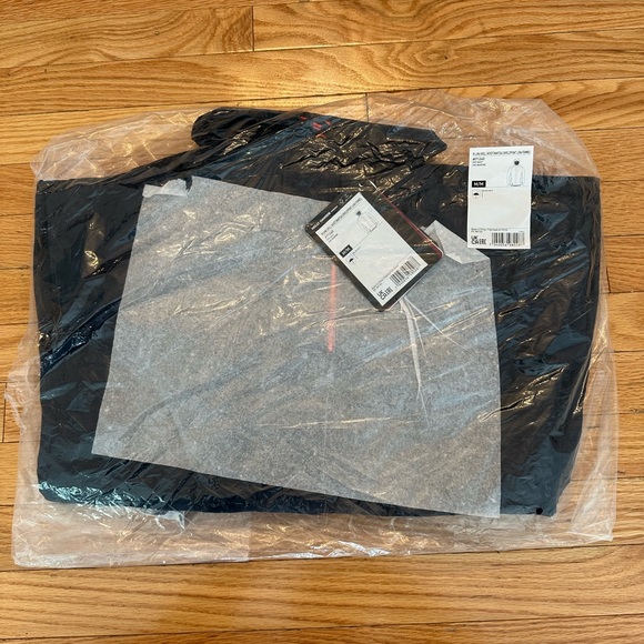 HELLY HANSEN WOMEN'S LUNA RAIN JACKET - Picture 9 of 13